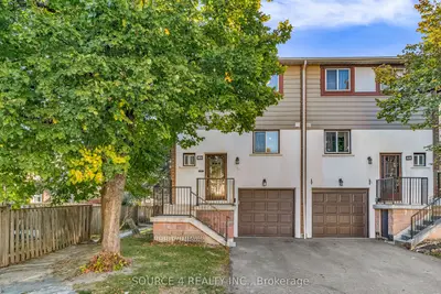 Condo Townhouse in Brampton