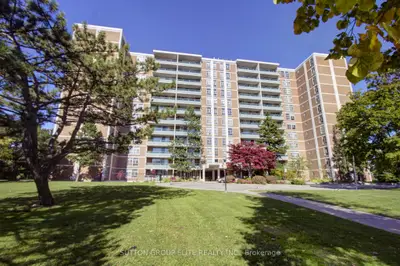 Condo Apartment in Toronto