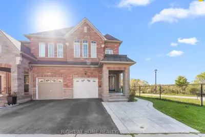Semi-Detached in Milton