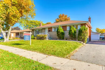 Detached in Burlington