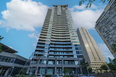 Condo Apartment in Mississauga