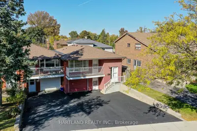 Semi-Detached in Mississauga