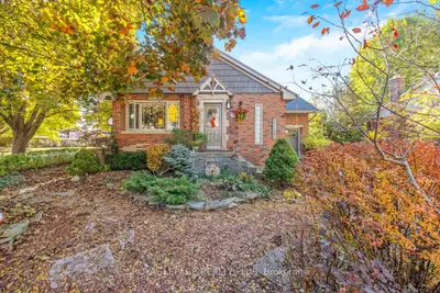 Detached in Halton Hills