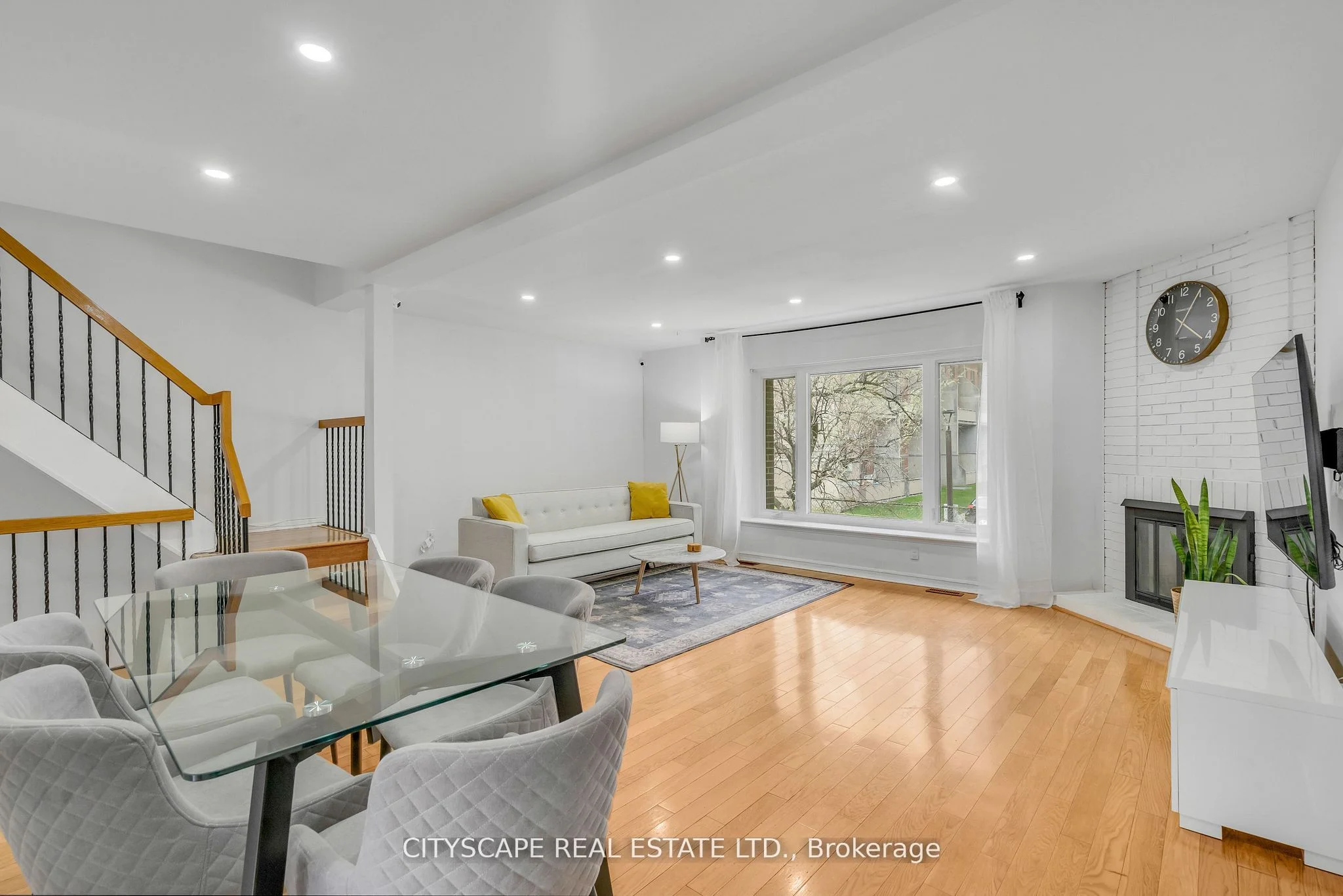 Condo Townhouse in Toronto