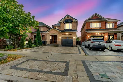 Detached in Toronto