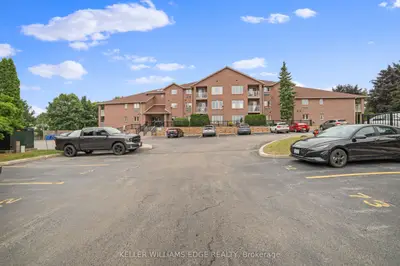 Condo Apartment in Burlington