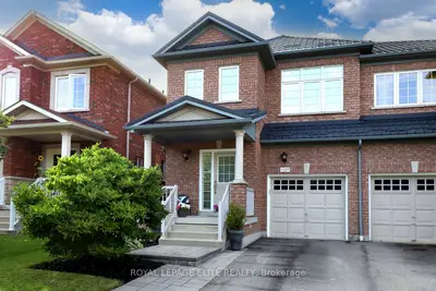 Semi-Detached in Mississauga