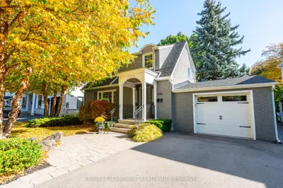 Detached in Burlington