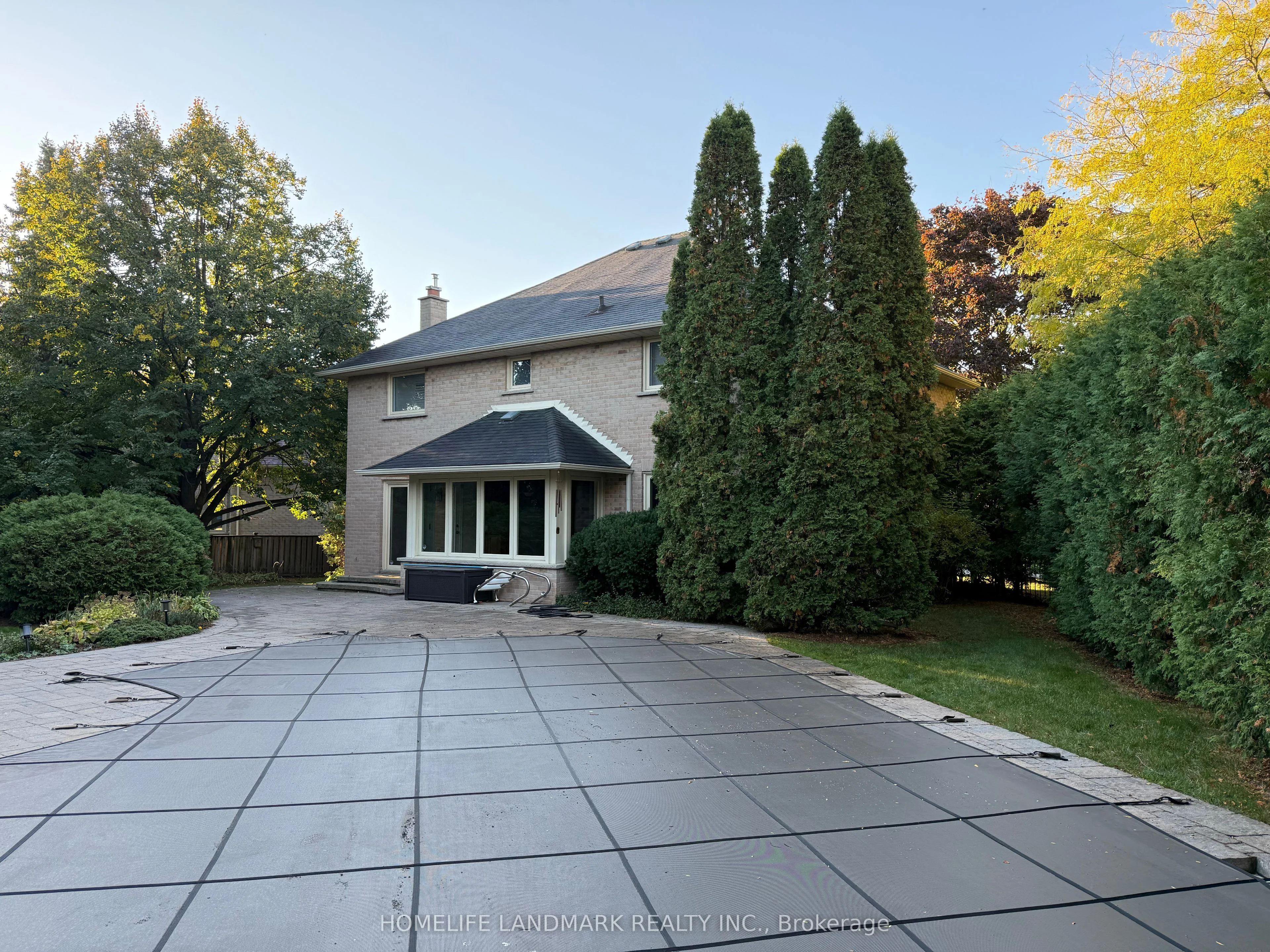 451 BARCLAY Crescent, Oakville, ON L6J 6H8