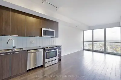 10 Park Lawn Road 4102, Toronto W06, On M8v 0h9