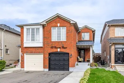 Semi-Detached in Brampton
