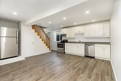 Duplex in Toronto