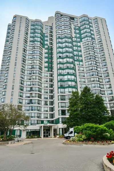 Condo Apartment in Mississauga
