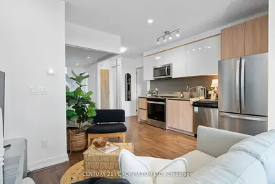 Condo Apartment in Toronto