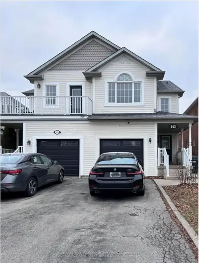 Semi-Detached in Mississauga