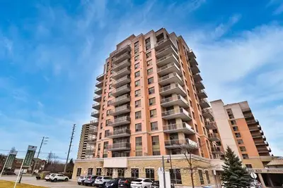 Condo Apartment in Mississauga