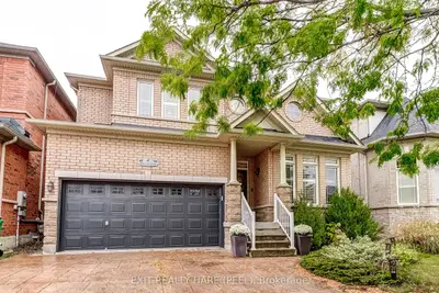 Detached in Brampton