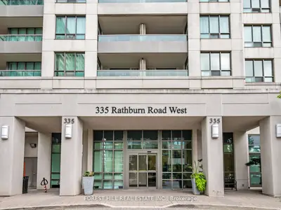 Condo Apartment in Mississauga