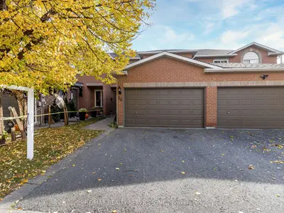 Condo Townhouse in Brampton