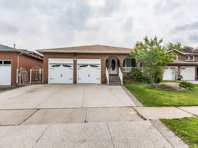 Detached in Brampton