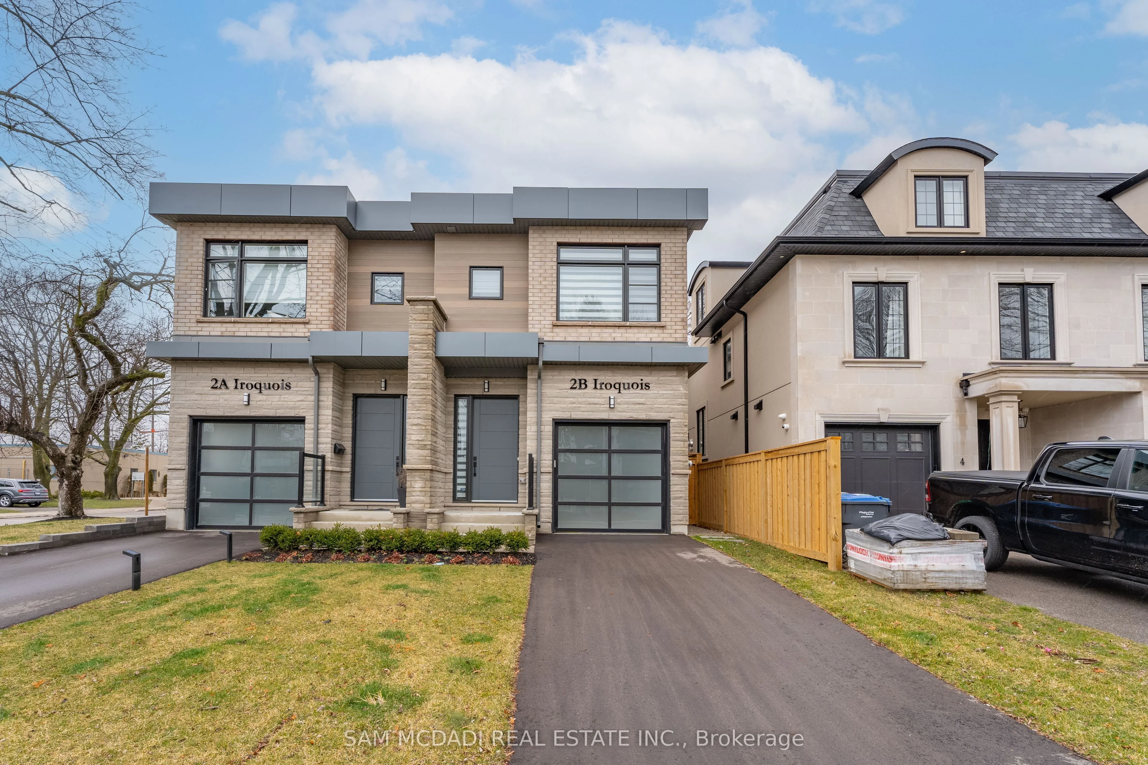 Semi-Detached in Mississauga
