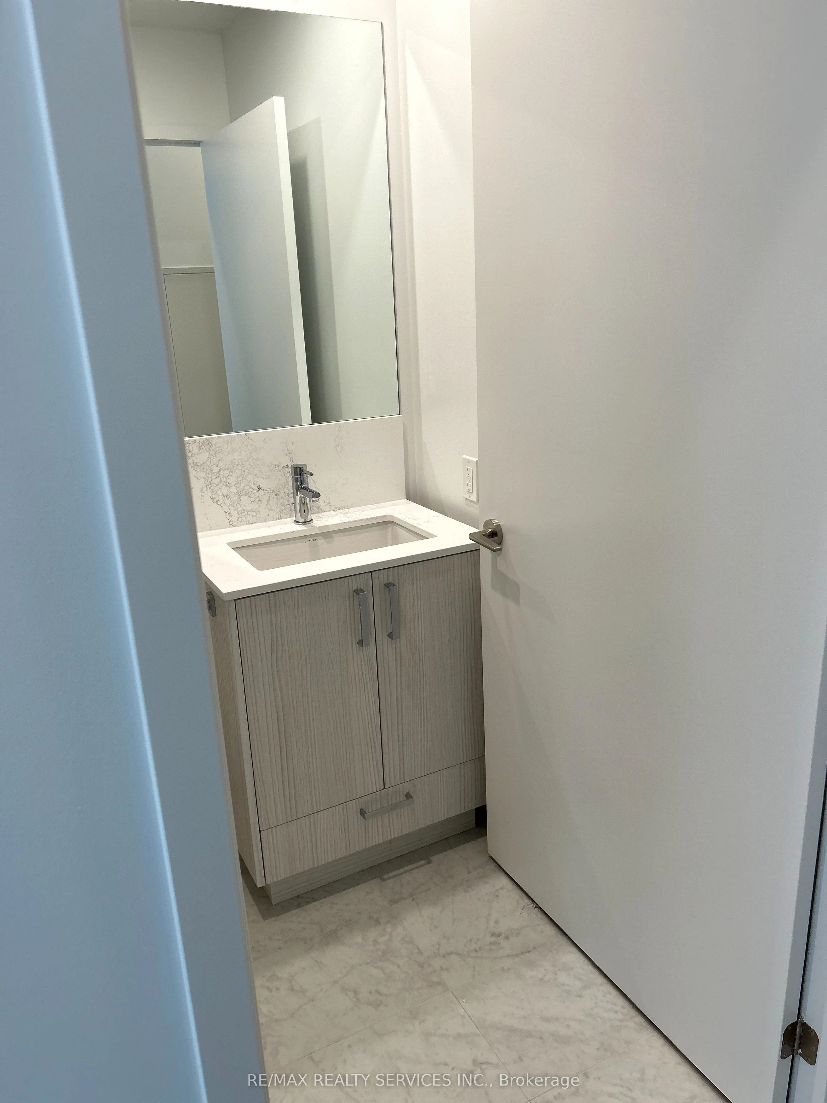 1787 St Clair Avenue E 102, Toronto W03, ON M6N 0B7