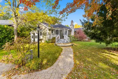 Detached in Oakville