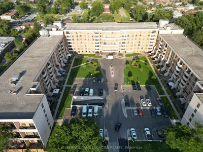 Condo Apartment in Toronto