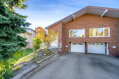 Semi-Detached in Mississauga