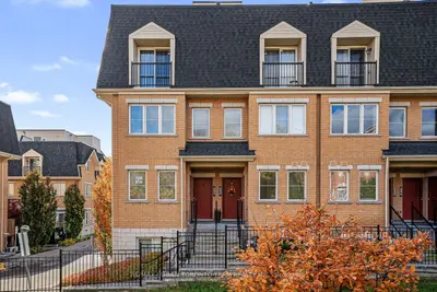 Condo Townhouse in Toronto