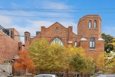Condo Apartment in Toronto