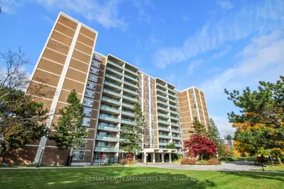 Condo Apartment in Toronto