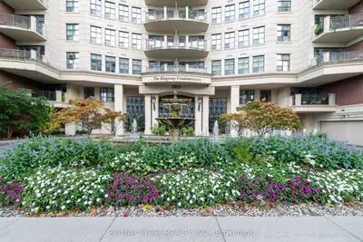 Condo Apartment in Toronto