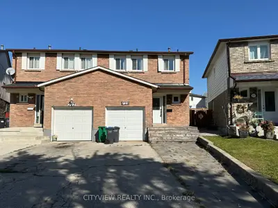 Semi-Detached in Mississauga