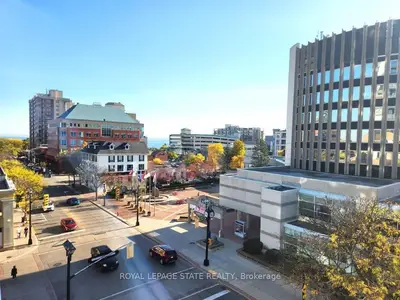 Condo Apartment in Burlington