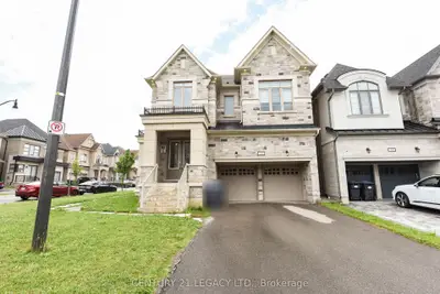 Detached in Brampton