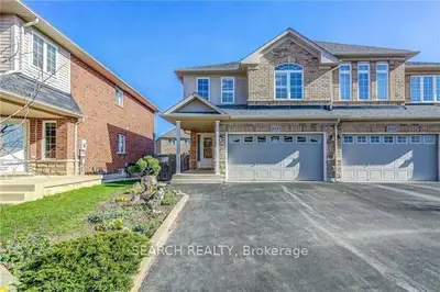 Semi-Detached in Oakville