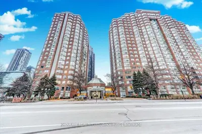 325 Webb Drive 203, Mississauga, On L5b 3z9