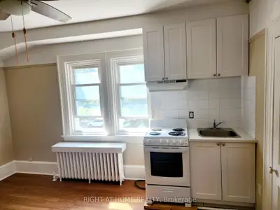 Triplex in Toronto