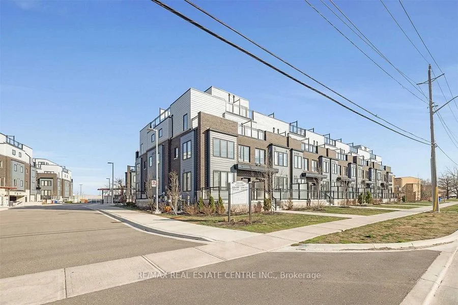 Condo Townhouse in Mississauga