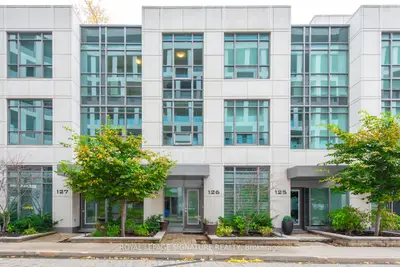Condo Townhouse in Oakville