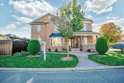Detached in Brampton