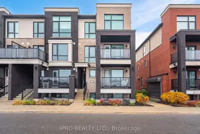 Condo Townhouse in Brampton