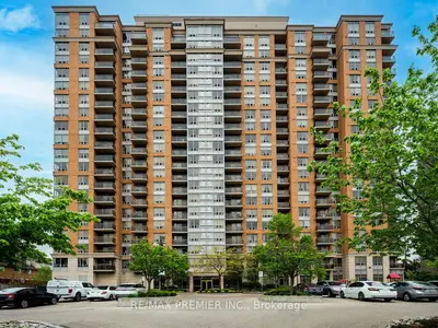 Condo Apartment in Mississauga