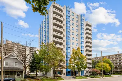 Condo Apartment in Burlington
