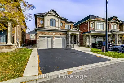Detached in Brampton