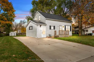Detached in Lambton Shores