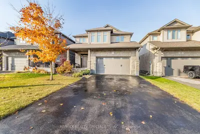 Detached in East Luther Grand Valley