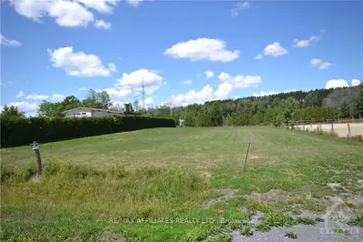 1599 Lavigne Road, Clarence-rockland, On K0a 2a0