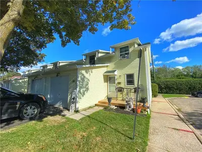 27 Aldershot Avenue 24, Brockville, On K6v 2p7